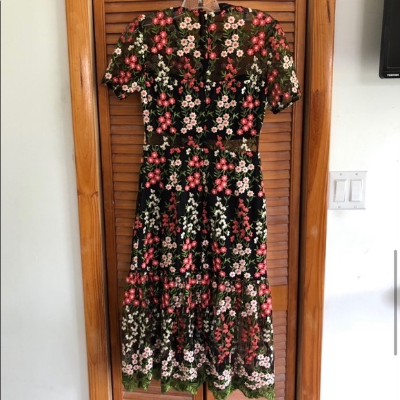 Donna Morgan | Mesh Floral Dress - Picture 3 of 5
